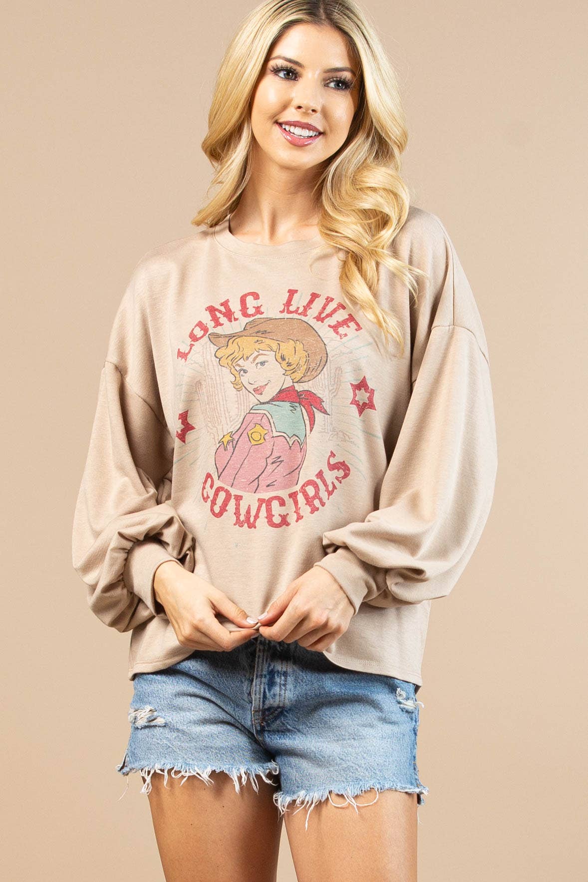 LONG LIVE COWGIRLS GRAPHIC SWEATSHIRT