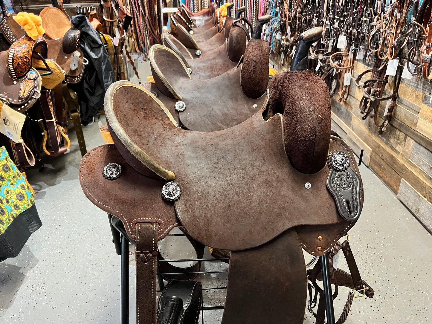 Circle L Spinal Relief Saddle Rough Out