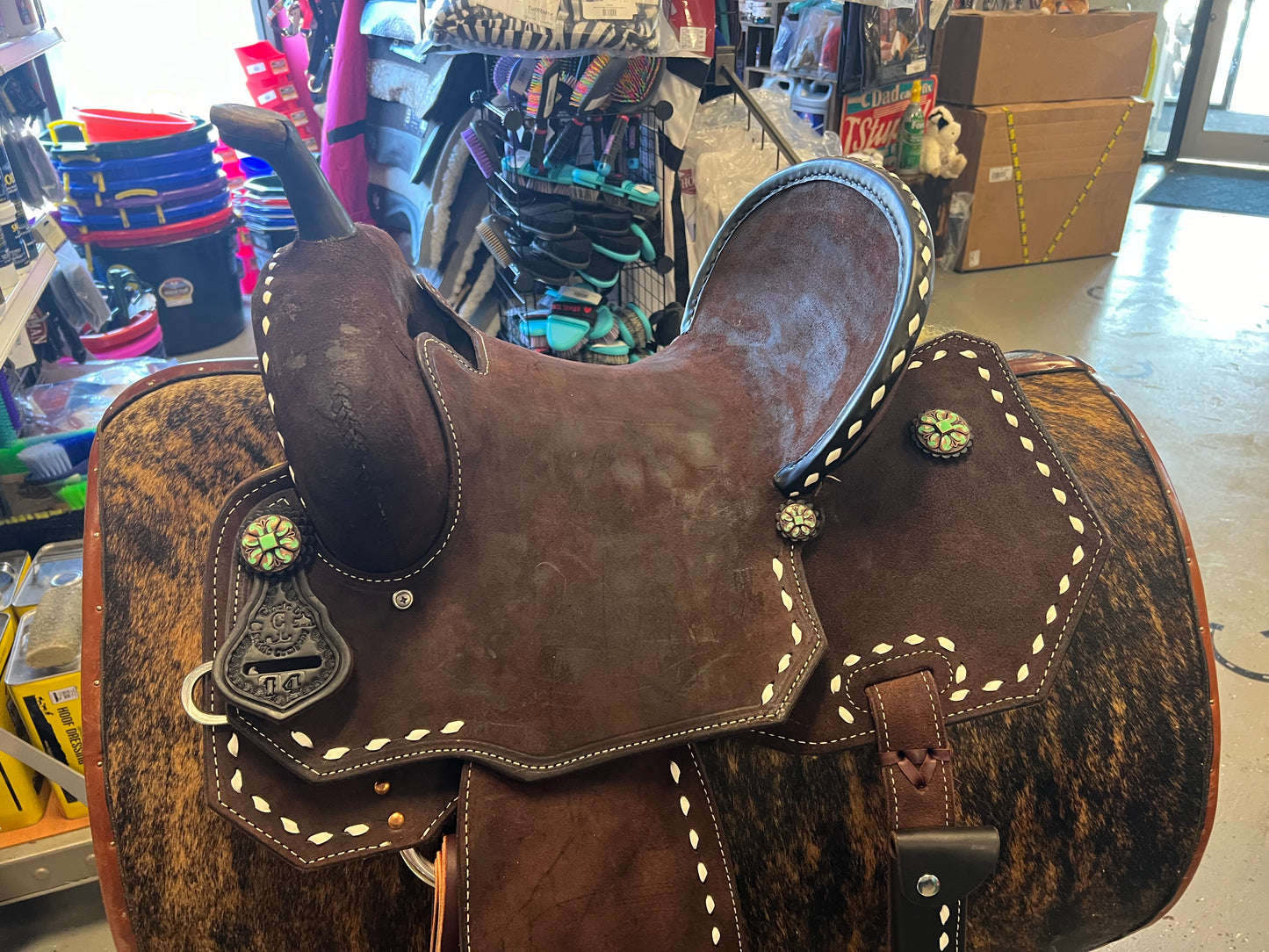 Circle L Saddle Spinal Relief Buckstitch