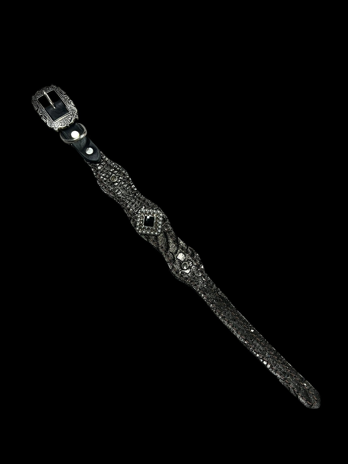 Anthracite mystic on chocolate leather