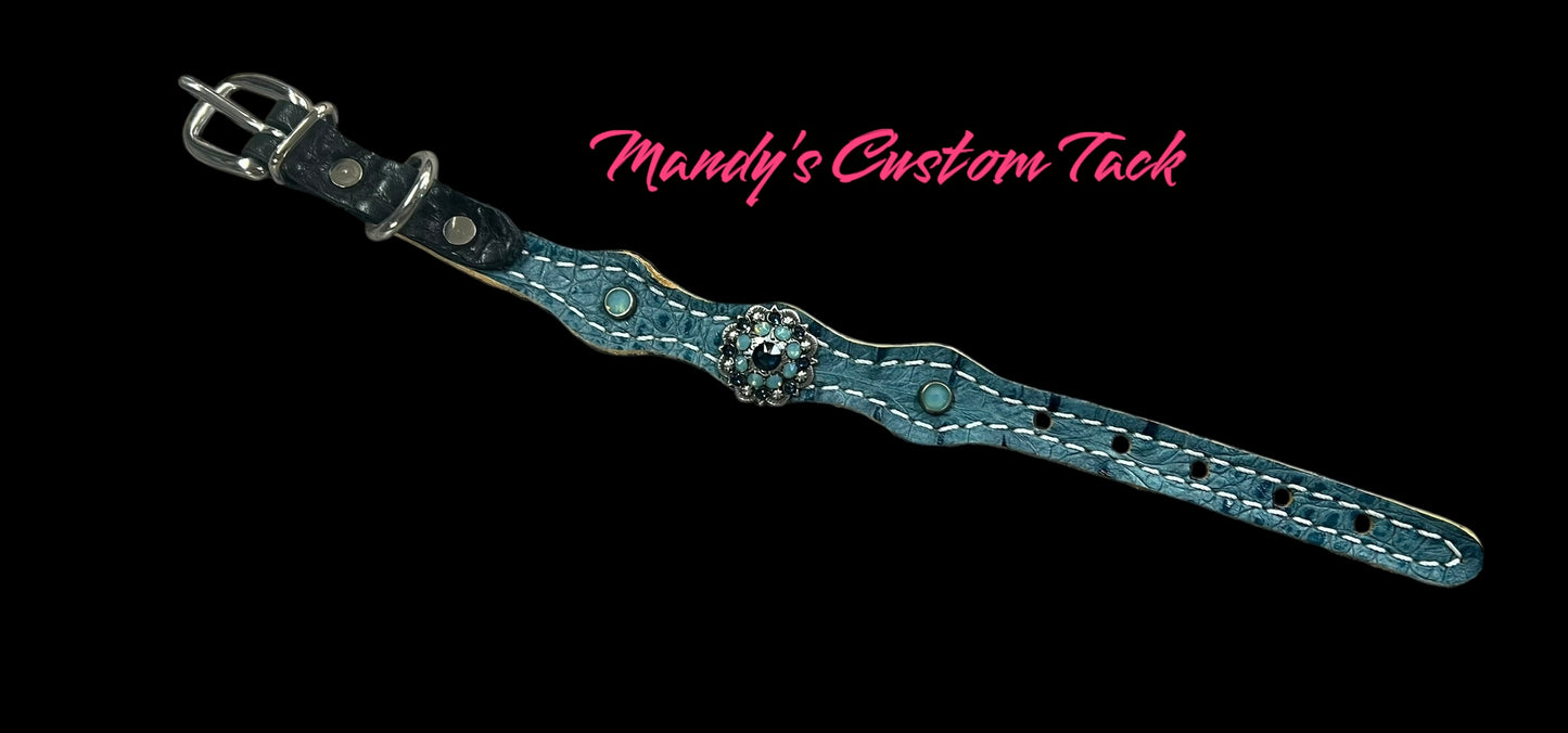 Figi Gator on medium leather