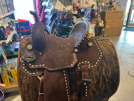 Circle L Saddle Spinal Relief Buckstitch